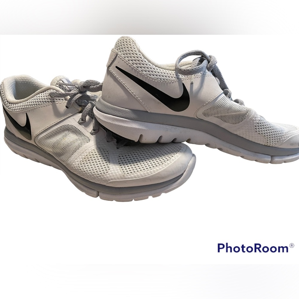 2014 Womens Nike flex shoes